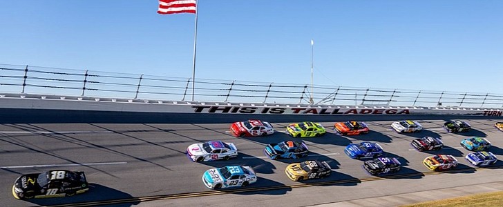2022 NASCAR Cup Series YellaWood 500 at Talladega Live Coverage