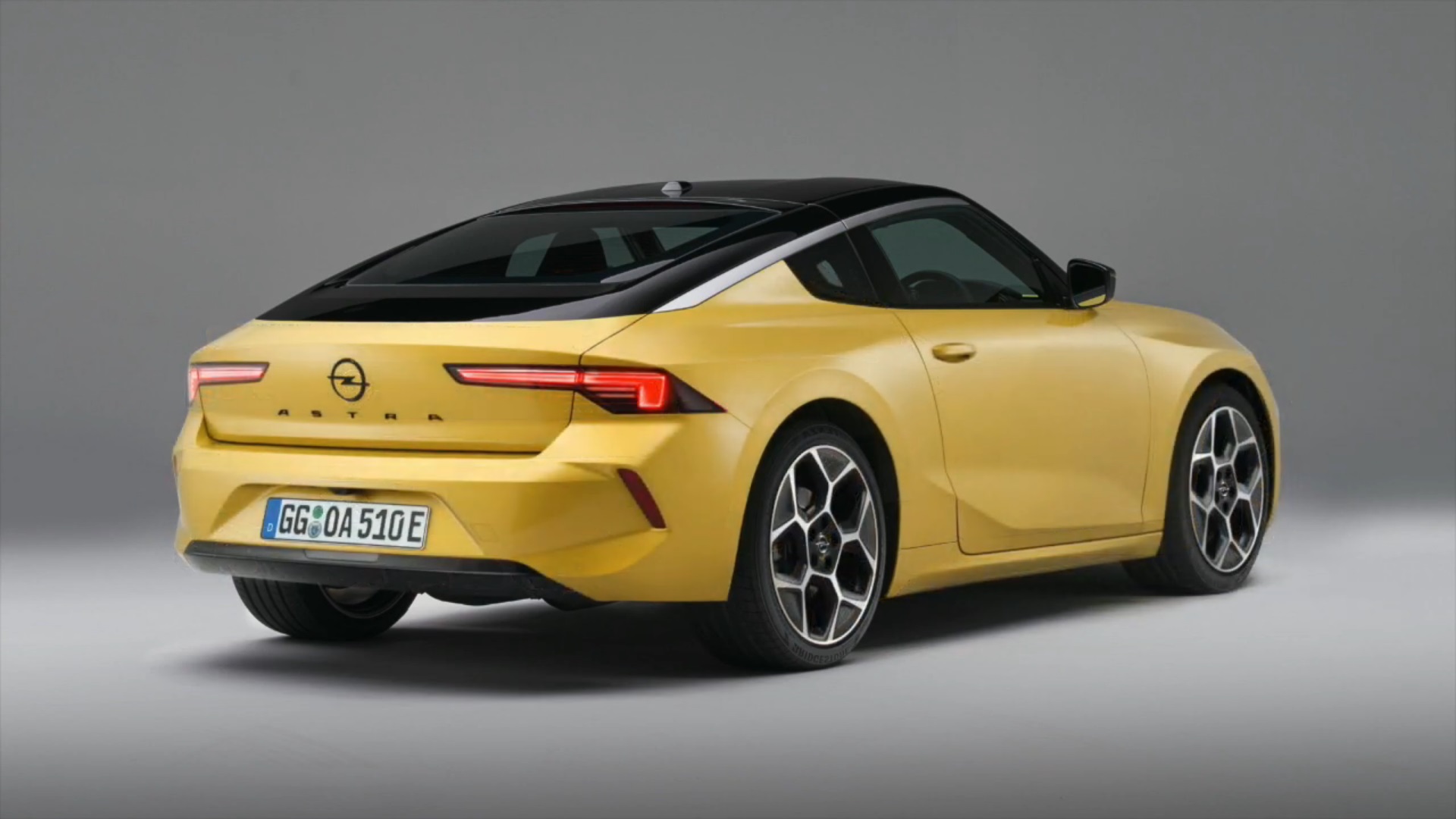 Kings of Aerodynamics: New Opel Astra Shares Calibra's Crown, Opel