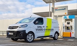2022 Opel Vivaro-e Hydrogen Complements Vivaro-e Electric Van