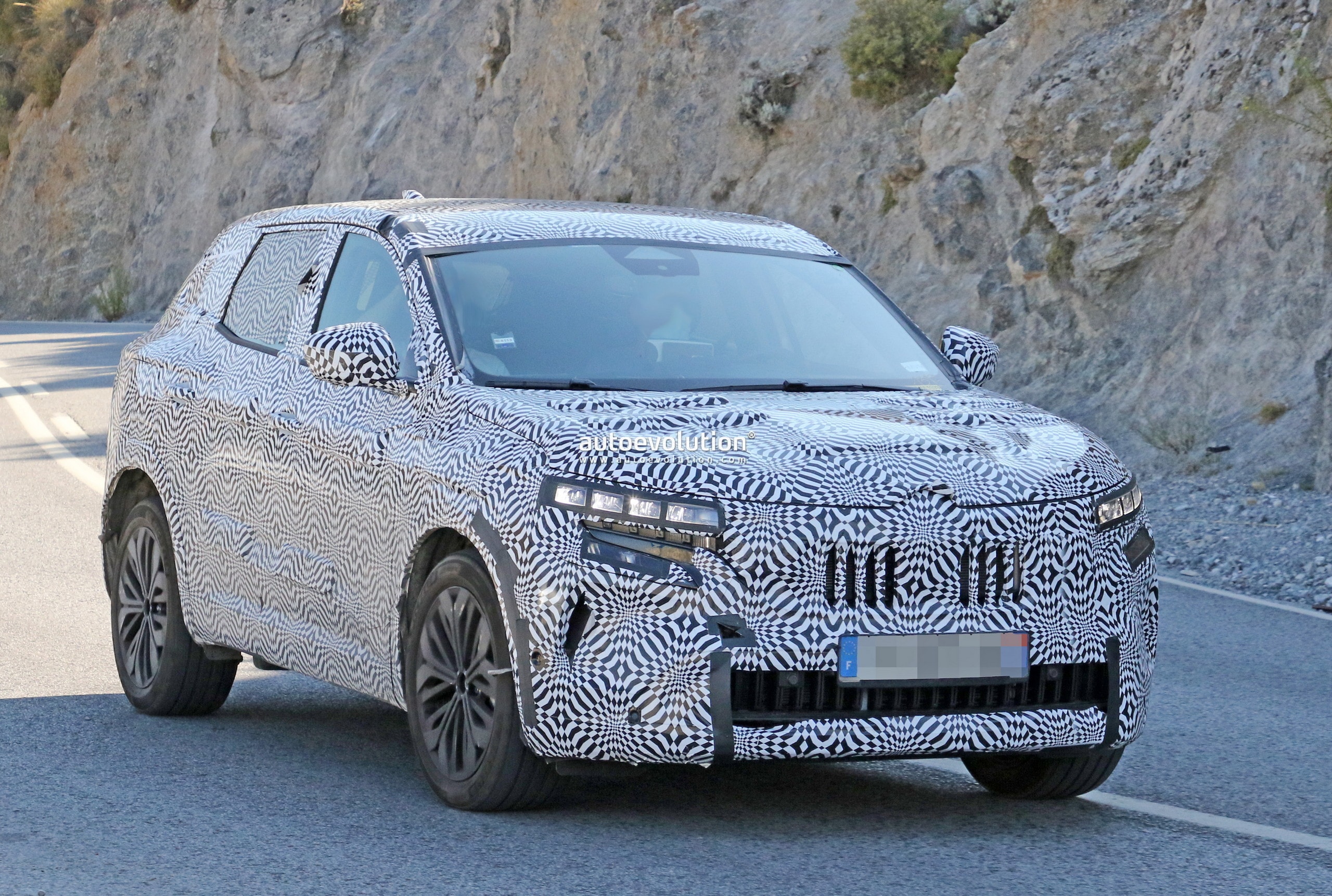 2022 Renault Kadjar Shows Fresh Design Inside and Out in New Spy Shots -  autoevolution