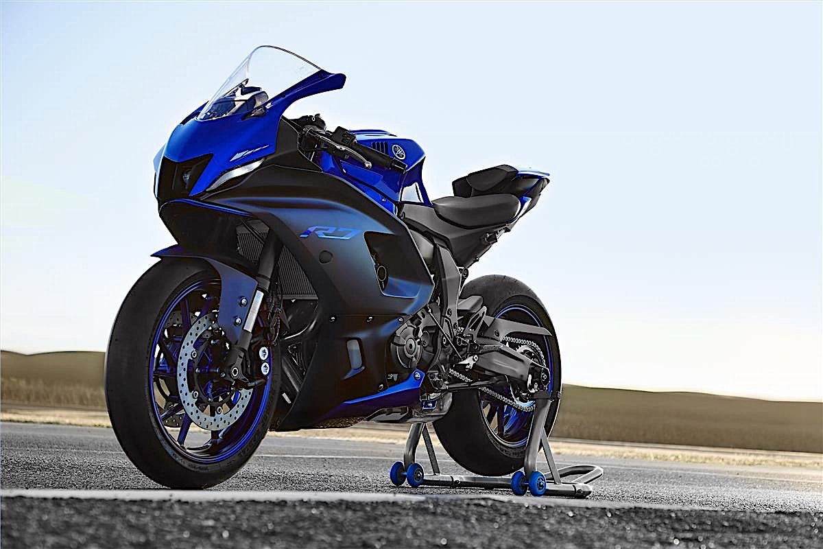 2022 Yamaha YZF-R7 Cover $9,000 Piece of New Japanese Supersport -