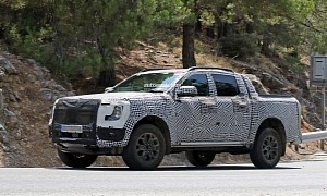 2023 Ford Ranger Spy Shots Reveal C-Shaped Daytime Running Lights