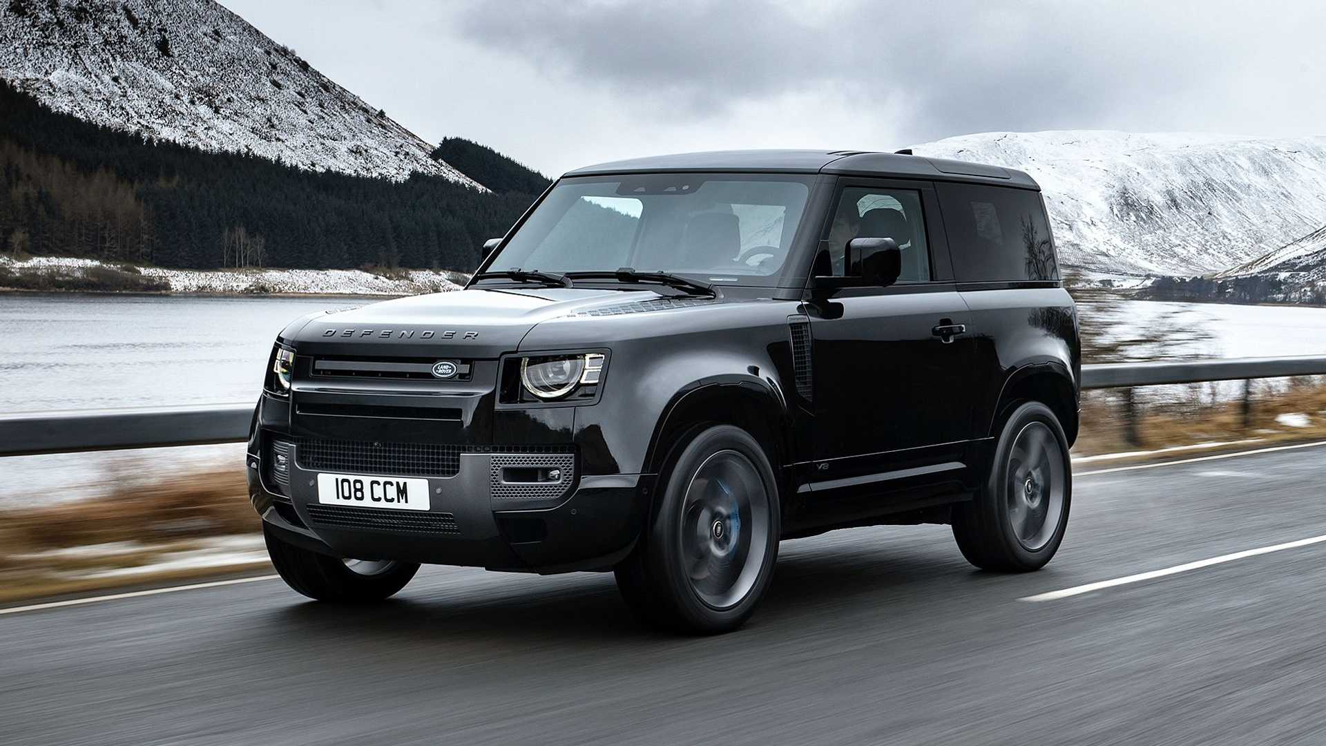2023 Land Rover Defender SVR Rumored With BMW Twin-Turbo V8 Engine