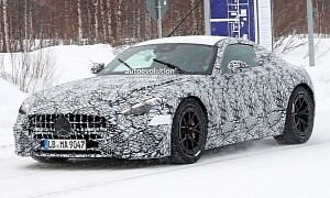 2023 Mercedes-AMG GT Shows Curvaceous Body in New Spy Shots, Looks a Good 911 Cure