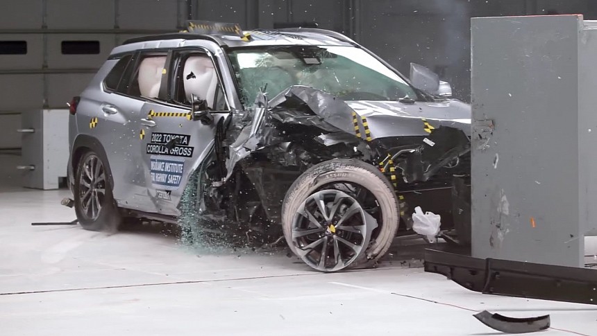 Toyota Corolla Cross IIHS crash test