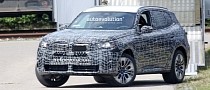 2024 BMW X3 Spied for the First Time, Bigger Grille Looks Imminent