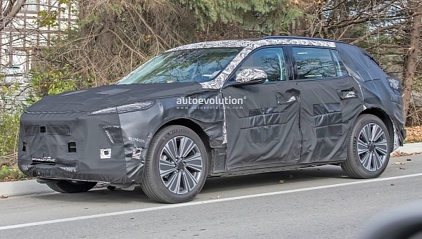 2024 Buick Electra EV SUV prototype looks ready for prime time