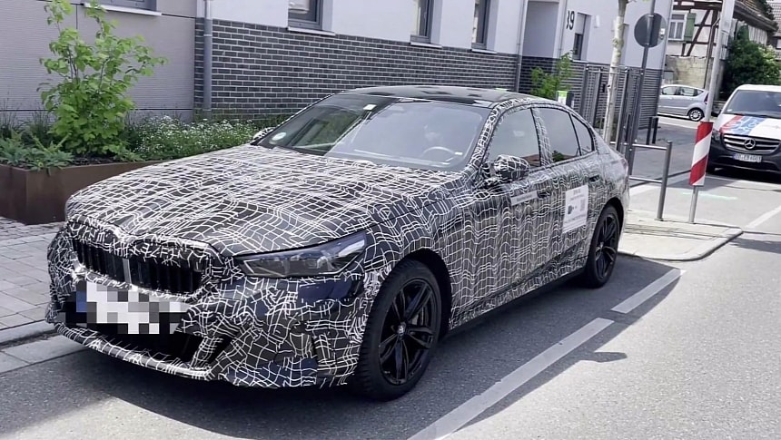 2025 BMW M5 Sedan Prototype 