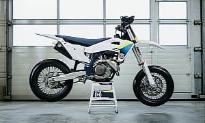 2025 Husqvarna FS 450 Supermoto Is Ready to Shortcircuit Challenging Off-Road Tracks