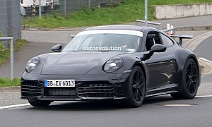 2025 Porsche 911 Carrera GTS Aerokit 992.2 Facelift Snapped Testing With Hybrid Muscle