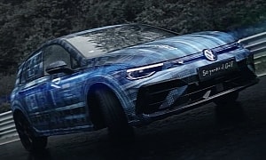2025 VW Golf R Teased Again, Hopefully, It Won't Take Them Another Half Year to Reveal It