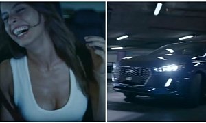 204 HP Hyundai i30 Hot Hatch Drifts in Commercial, Makes Girls Giggle