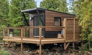 25-Ft Tiny Home Became an Off-Grid Retreat, Has a Full Bathroom and a Spacious Deck