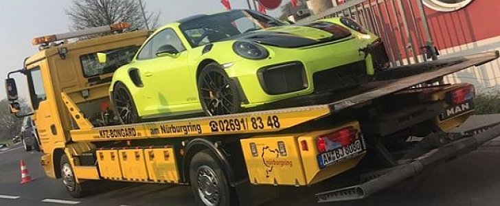 Porsche 911 GT2 RS Crashes at Nurburgring