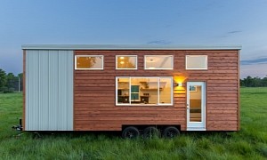 30-Foot Ash Tiny House Is Beautifully Crafted, Boasts Great Custom Woodwork