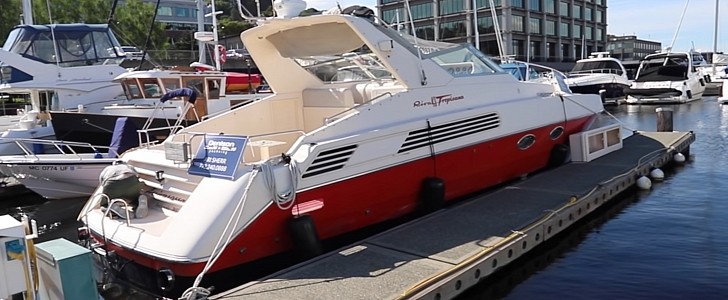 30-Year-Old Italian Yacht Gets an LSX-Swap, Will Push 1,500 HP From Twin Race Engines