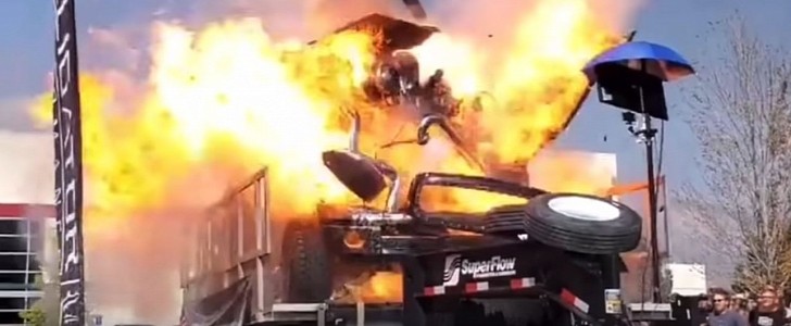 3000 HP Cummins Diesel Truck Explodes During Dyno Test
