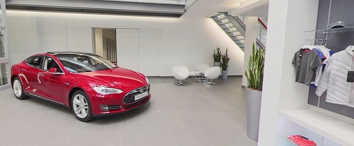 Tesla 360 Degrees showroom experience