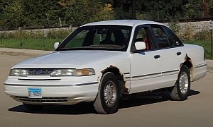 360,000-Mile '95 Crown Victoria Refuses to Meet the Crusher, We're All For It