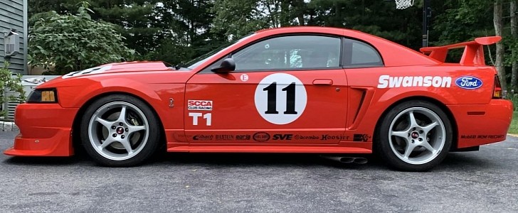 4K-Mile 2000 SVT Cobra R Is Still One of the Greatest Mustangs Ever, Requires Deep Pockets