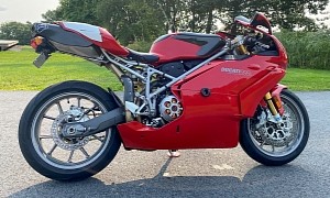 4K-Mile 2004 Ducati 999S Wants to Go on a Date, Prefers the Track Over the Cinema