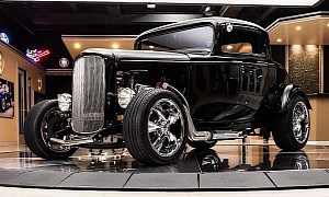 502-Powered 1932 Hot Rod Is a Brand New, Black and Chrome $70K Ford-GM Mashup