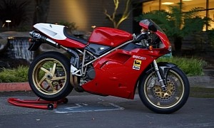 5K-Mile 1998 Ducati 916 SPS Stands on Magnesium Wheels and High-Grade Pirelli Tires