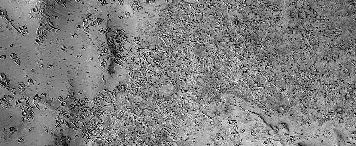 Area around Zunil crater on Mars