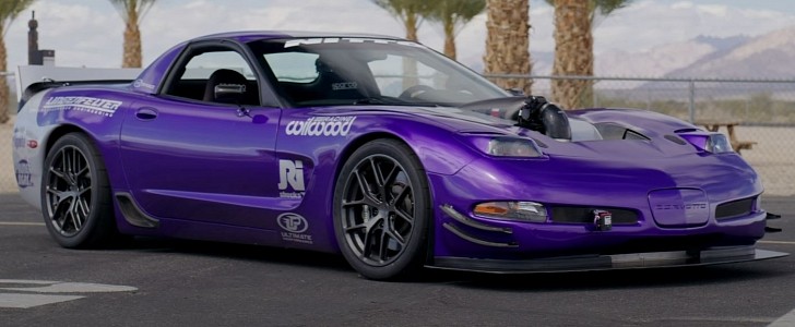 600-HP 240SX Races Menacing Corvette at Chuckwalla, Doesn't Have What It Takes to Keep Up