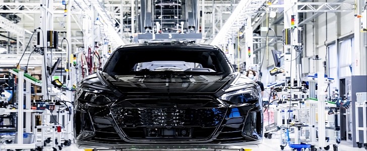 Audi Factory