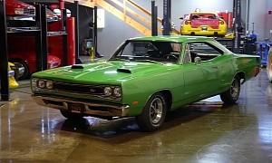 '69 SuperBee With Sensational Looks and Matching Numbers Originality Is a Woman's Darling