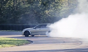 700+ hp C 63 AMG Wagon S204 Makes a Lot of Smoke