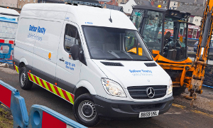 700 Mercedes-Benz Sprinters Head to the UK