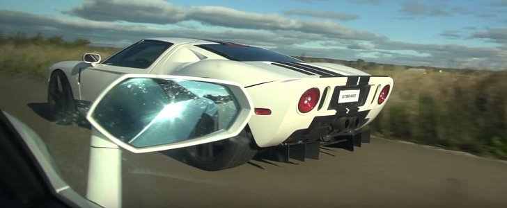 800 HP Ford GT vs Lamborghini Aventador Drag Race