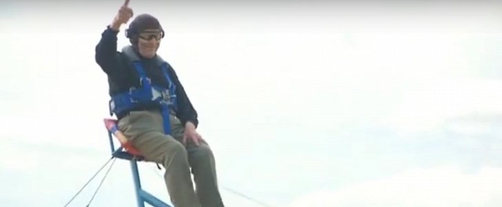 90-Year-Old WWII Veteran Fulfills His Wish - Flies Strapped to the Upper Wing of Biplane