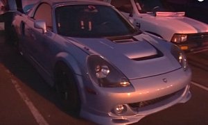 900 HP Toyota MR2 Goes All Need For Speed in Arizona Street Racing