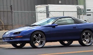 90s Camaro on huge Wheels Does a Burnout