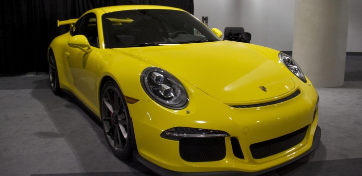 911 GT3 is 2014 World Performance Car