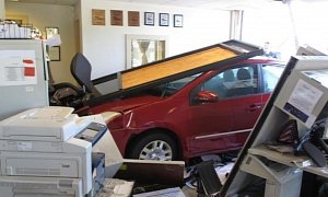 92YO Woman Accidentally Crashes Nissan Sentra She Wanted to Buy Into Dealership