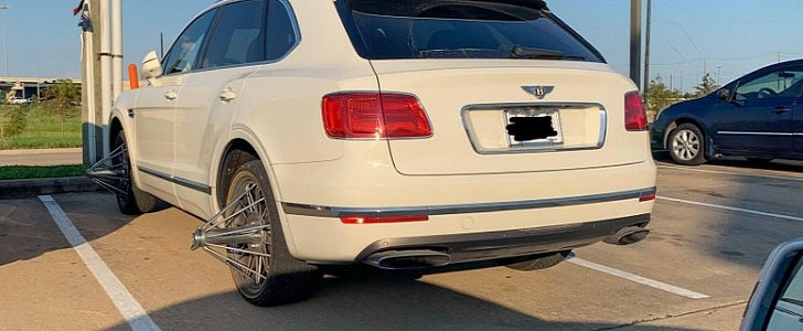 Bentley Bentayga with wire rims stands out, in all the wrong ways