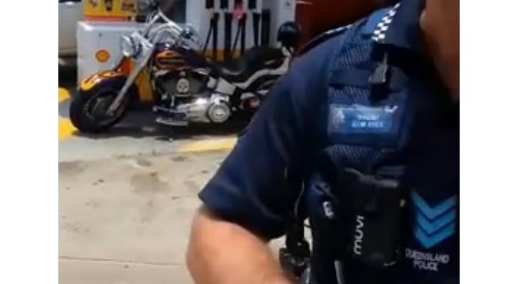 Biker questioned by 7 police officers in Australia