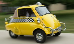 A BMW Isetta Is the World’s Smallest Taxi