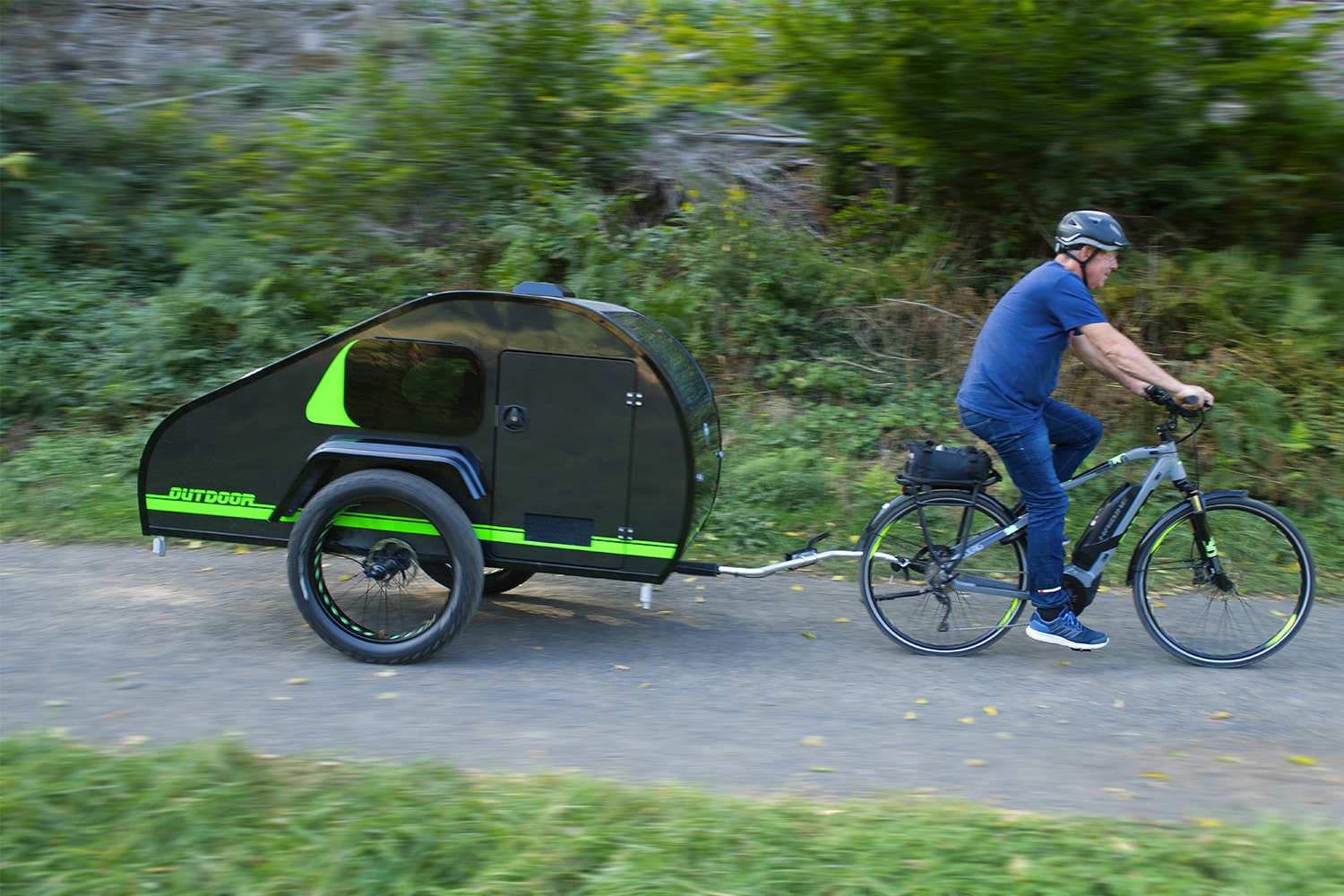 A Different Kind of Teardrop Camper: The ModyPlast Trailer for e-Bikes -  autoevolution