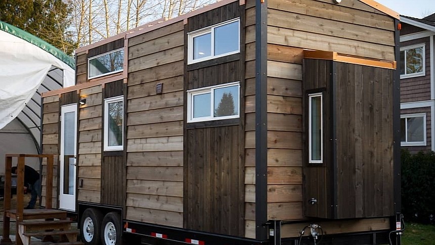 The second Coastal Escape model delivered by Sunshine Tiny Homes reveals stunning interiors