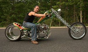 A Hubless Harley-Davidson Chopper Is One Sure Way to Get Attention