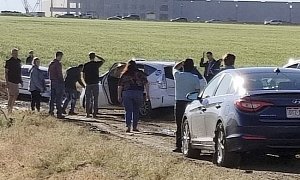 Dozens of Drivers Follow GPS for Detour to Airport, Get Stuck in Mud