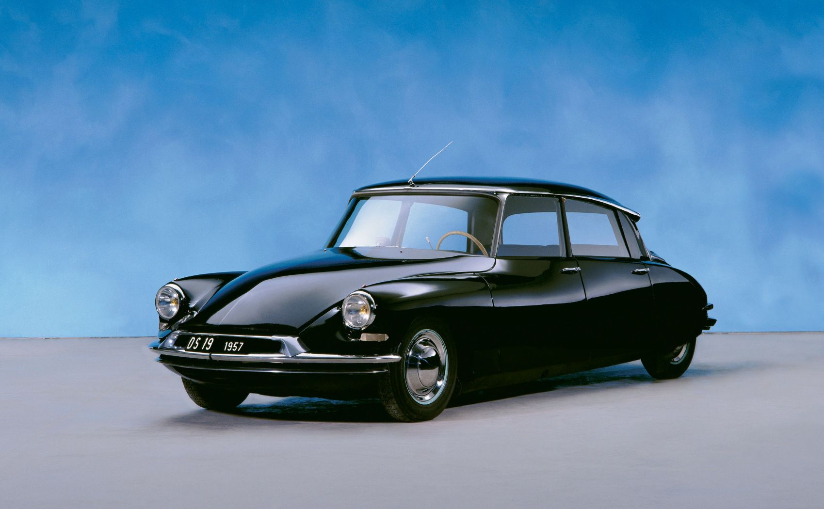 A Look Back at the Citroen DS: Arguably the Most Innovative Car Ever Built  - autoevolution