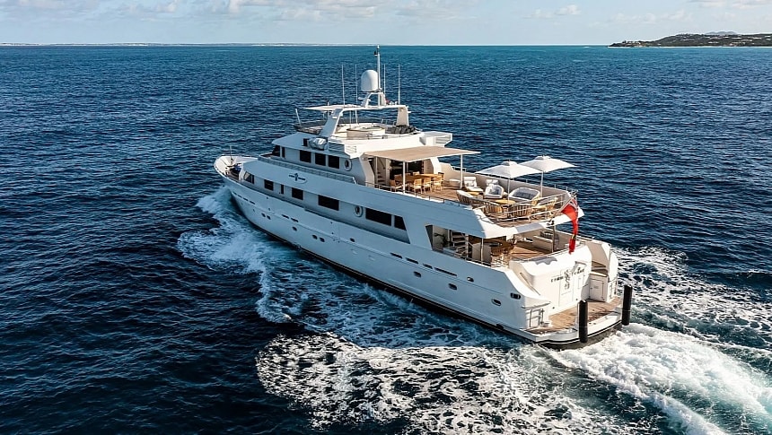 Lionshare is a 1987 Heesen refitted last in 2022
