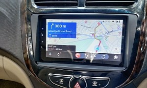 A New Google Maps Alternative Is Now Available on Android Auto