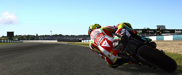MotoGP13 game screenshot